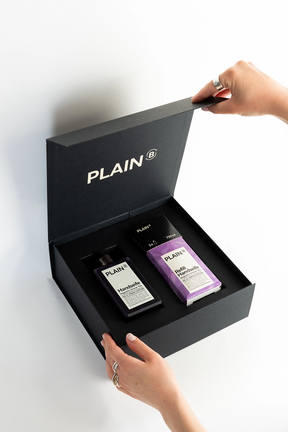 Geschenk-Set Flacon & Refill | NO. 4 | FRESH COTTON | Magnolie • Grüner Tee in PLAIN B Magnetbox