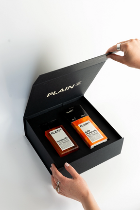 Geschenk-Set Flacon & Refill | NO. 7 | ENERGISE | Bergamotte • Grapefruit in PLAIN B Magnetbox